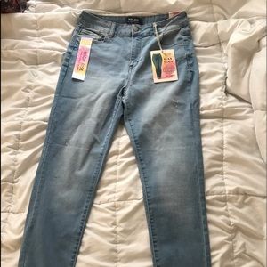 Women’s jeans